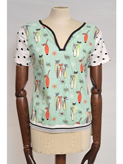 Pitour S/S21 cotton top with kitties