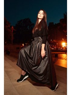 SustikKriszta front shorter long skirt (blueish black)